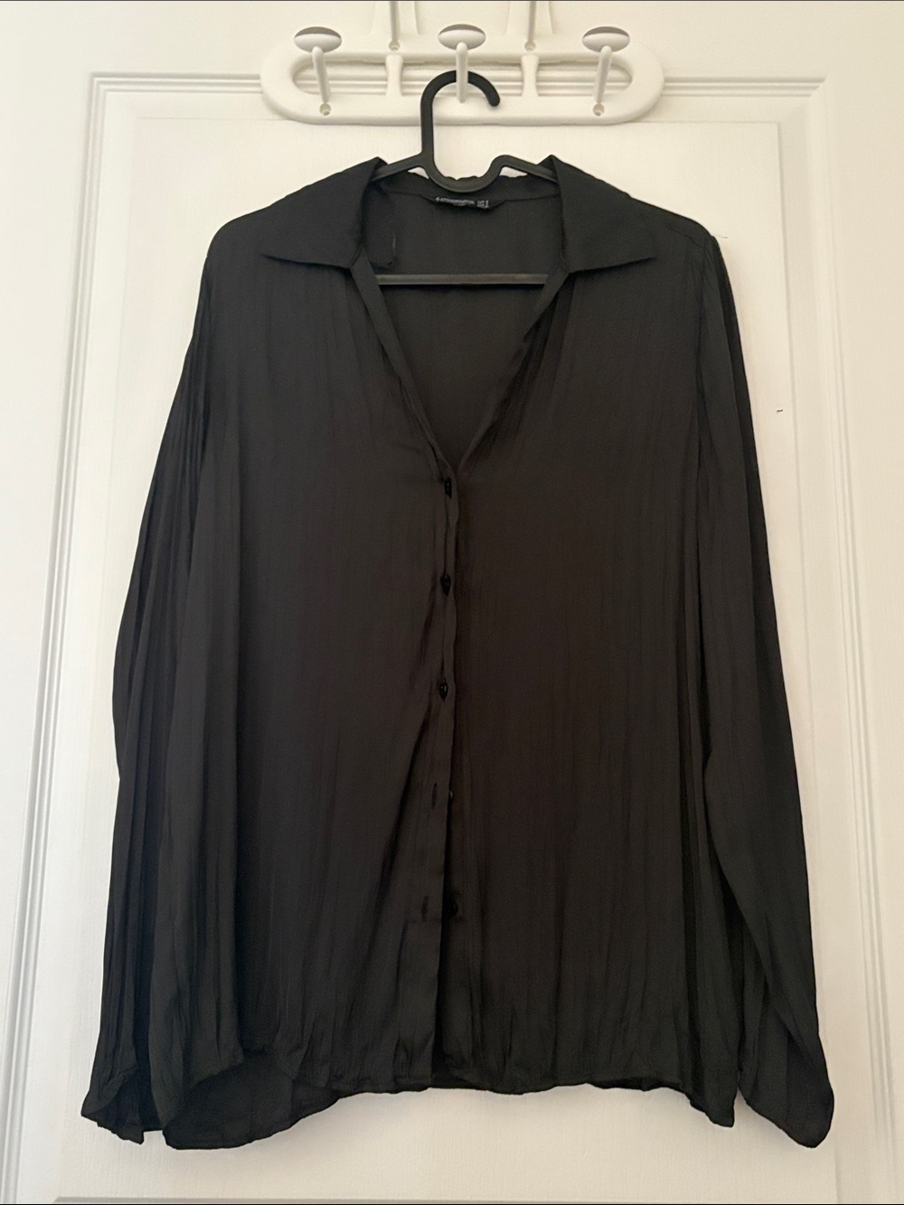 stradivarius Black Satin Long Sleeve Button-Down Blouse
